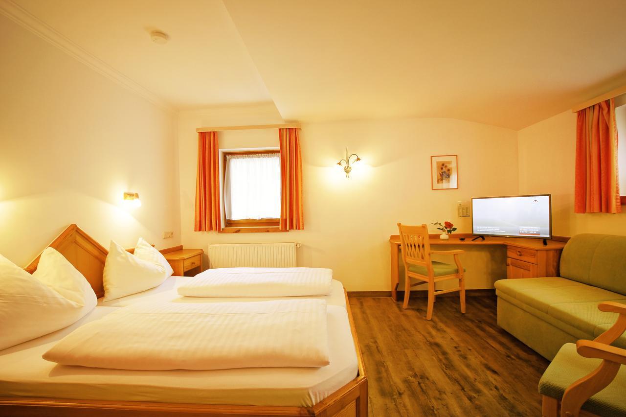Haus Hubertus Hotel Wagrain Exterior photo